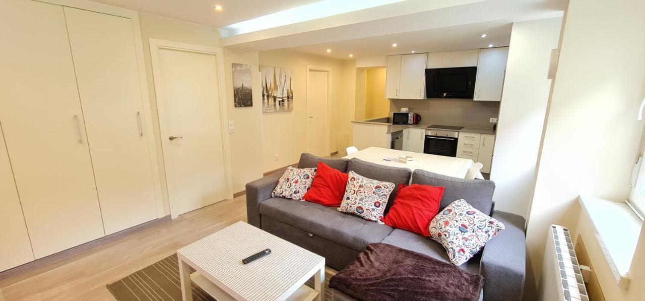 Avenida De Arteixo. Precioso Apartamento A Coruña Eksteriør billede